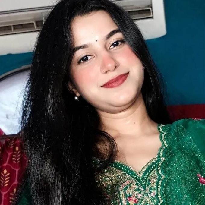 Portrait of Anshika Pathak